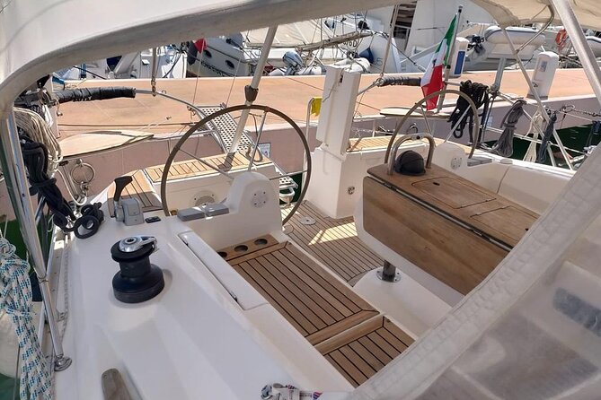 3-day Private Cruise to Ponza and Palmarola on a Sailing Boat - Participation Details