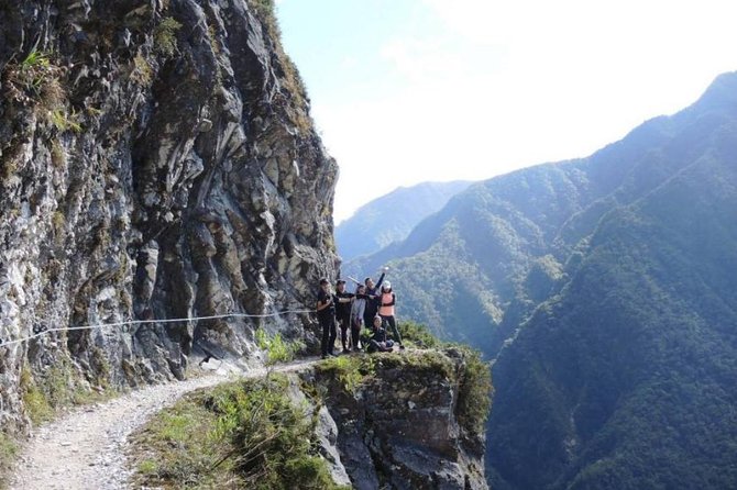 3-Day Private Hiking Tour in Taroko Gorge - Inclusions and Services