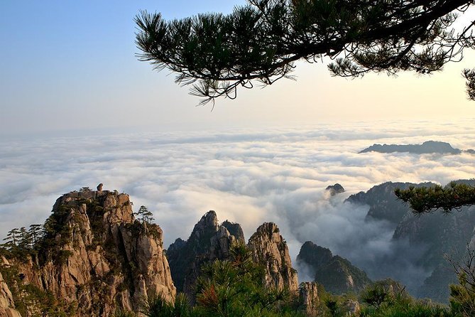 3-Day Private Huangshan Tour: Hongcun Village & Overnight on Mt Huangshan - Itinerary Details