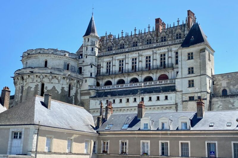 3-Day Private Loire Castles Trip 2 Wine Tastings by Mercedes - Accommodation and Inclusions