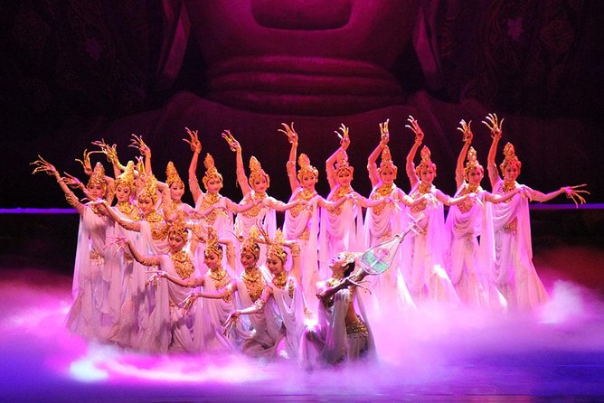 3-Day Private Silk Road Tour of Dunhuang: Mogao Grottoes, Yulin Grottoes, Crescent Moon Pool - Yangguan Museum and Han Dynasty Great Wall