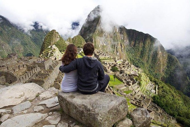 3 Day Sacred Valley And Short Inca Trail to Machupicchu - Hiking the Inca Trail