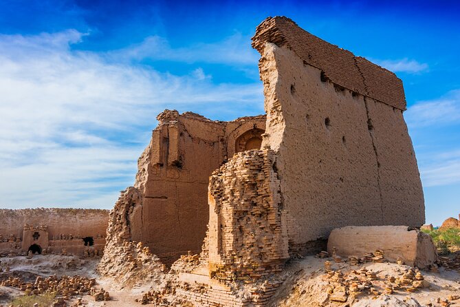 3-Day Small Group Jeep Adventure Tour to Aral Sea & Usturt Plateau in Nukus - Itinerary: Day 1