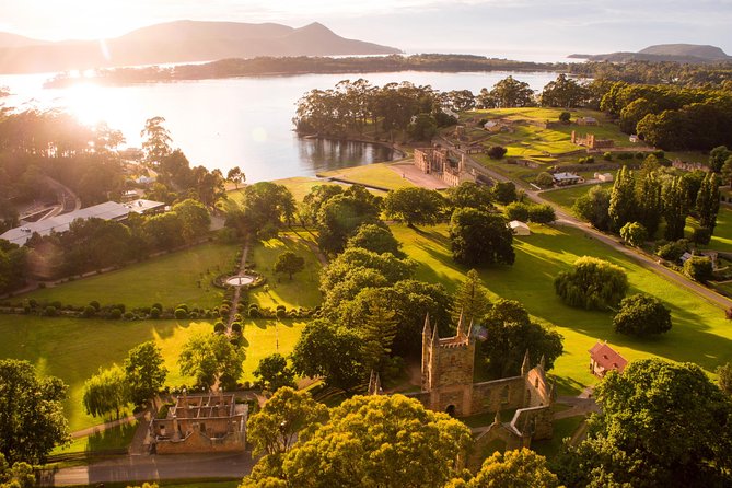 3 Day Tasmanian Highlights Tour – Hobart, Port Arthur and Bruny Island - Meeting and Pickup