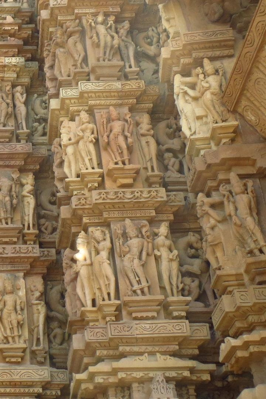 3-Day Tour From New Delhi to Agra and Khajuraho - Itinerary Highlights