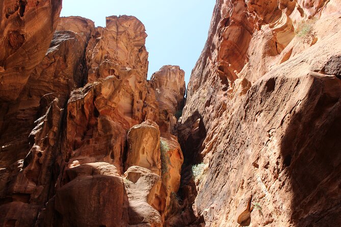 3-Day Tour to Petra, Wadi Rum, Karak, Mujib, Aqaba, and Dead Sea - Logistics and Requirements