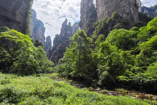3-Day Zhangjiajie Full-Eye Panoramic Tour - Private Transportation and Pickup Details