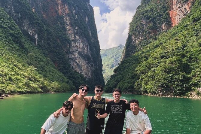 3 Days 2 Nights Ha Giang Loop Tour Small Group Local Tour Guide - Meeting and Pickup
