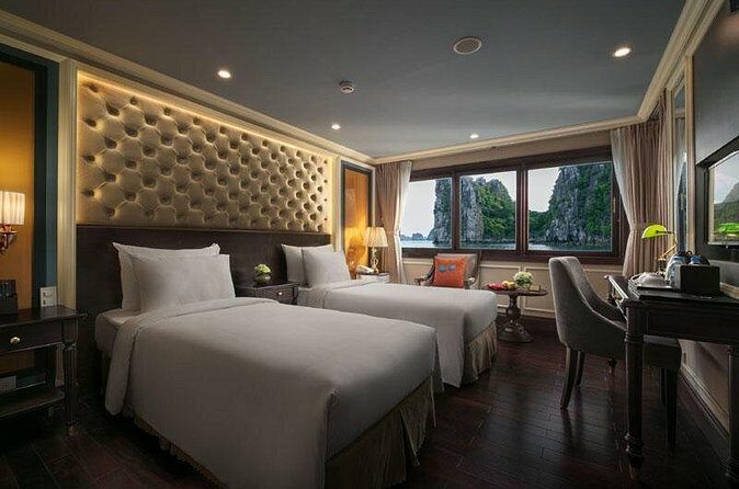 3 days - 2 nights in Bai Tu Long Bay at 5 stars cruise - private balcony cabins - Key Points