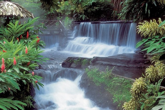 3-Days Arenal Volcano Tabacon Resort -Monteverde - Manuel Antonio - Accommodation and Meals