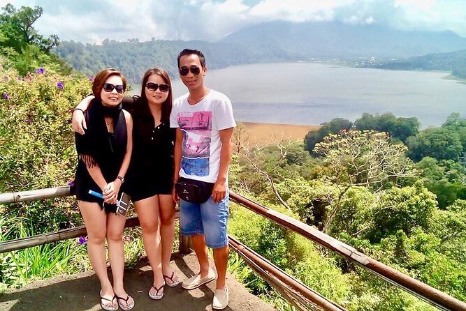 3 Days Bali Cheap Tour Package - Ulundanu Temple and Tanah Lot Temple