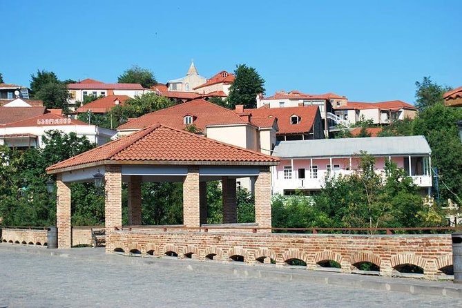 3 Days Cultural Trip -Kazbegi-Kakheti-Mtskheta -Tbilisi - Taking in Tbilisis Vibrant Culture