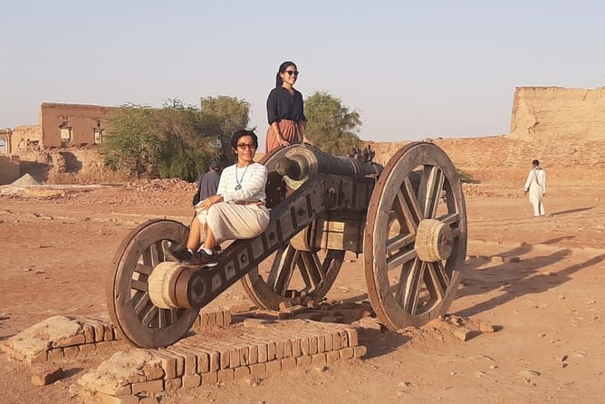 3-Days Guided Tour Of Multan, Bahawalpur, Uch Sharif & Derawar Fort (Cholistan) - Derawar Fort Exploration