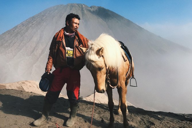 3 Days in Java: Bali-Bromo-Kawah Ijen-Bali - Meeting Point