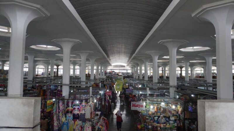 3 Days Javas Journey Yogyakarta to Jakarta - Included Services