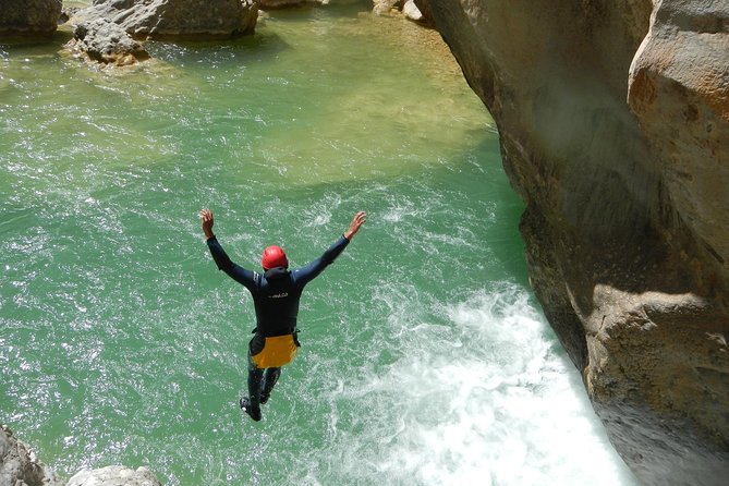 3 Days of Canyoning in Sierra De Guara - Explore the Canyons