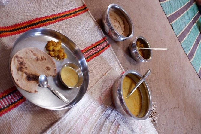 3 Days Private Jodhpur City Tour With Village Tour & Desert Safari - Accommodation and Meals Included