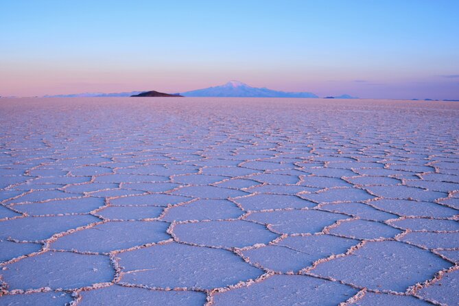 3 Days Private Tour in Uyuni Salt Flats and Colored Lagoon - Tour Overview