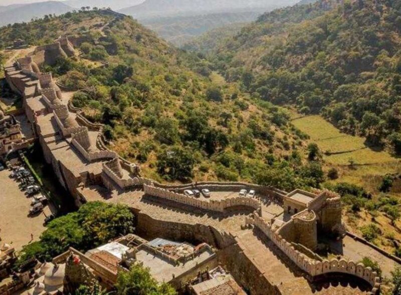 3 Days Private Udaipur Tour - Day 2: Kumbhalgarh Fort & Ranakpur Jain Temple