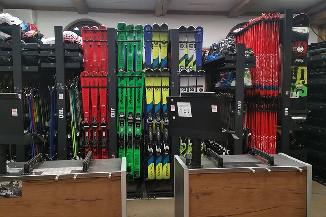 3 Days Ski or Snowboard Equipment Rental in Borovets - Lift Pass Included