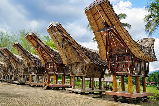 3 Days Tana Toraja From Makassar: Kete Kesu Village, Menhir to Funeral Burial - Good To Know