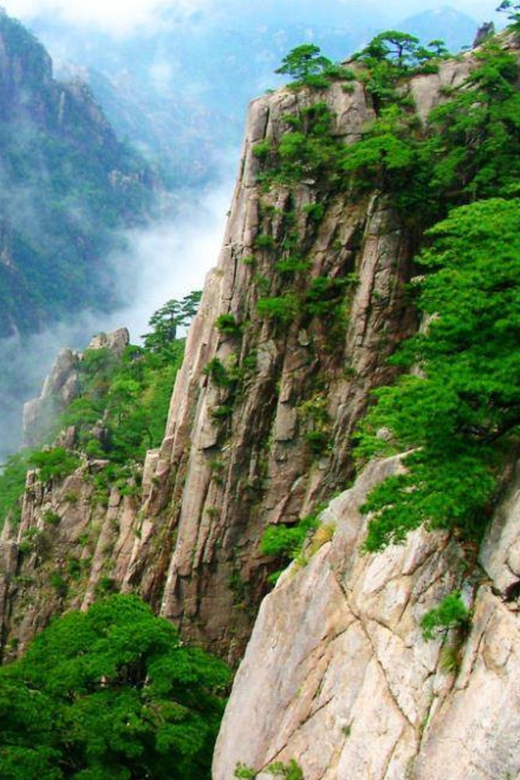 3 Days Tour Shanghai Huangshan & Hangzhou by Bullet Trains - Day 1: Shanghai to Huangshan