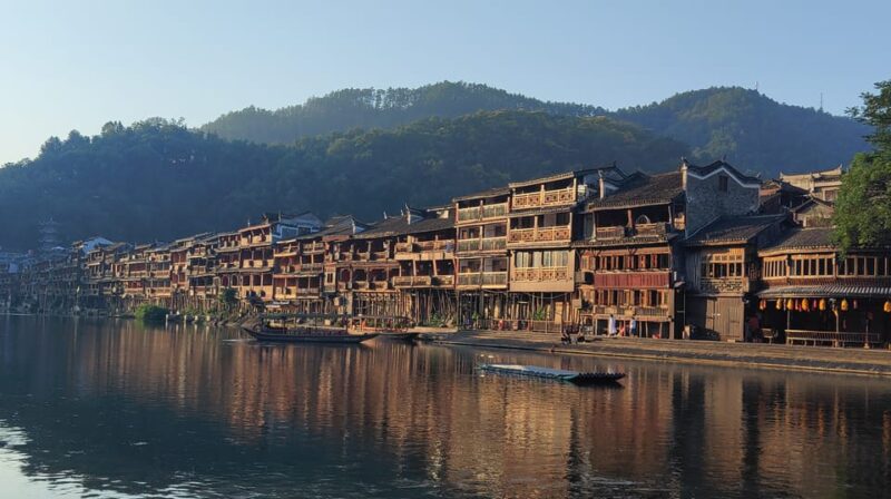 3-Days Tour to Zhangjiajie Highlights - Transportation