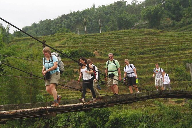 3 Days Trekking the Round Trip From Sapa to Lao Cai - Porters and Tour Guide