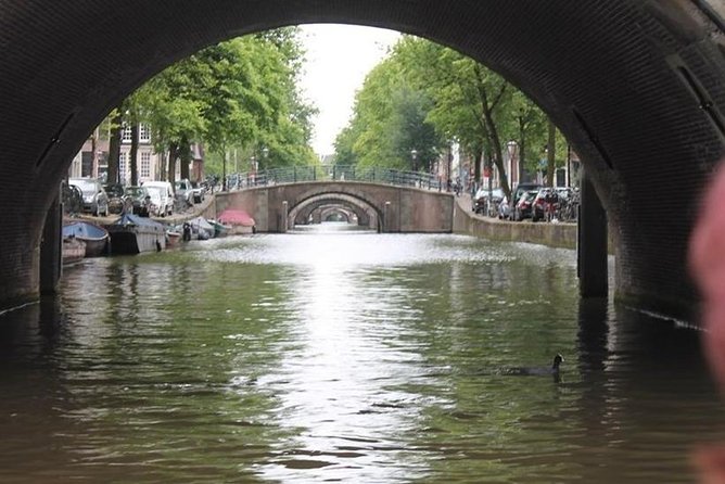 3 Hour Amsterdam Private Guide Walking Tour With an Amsterdam Born Raised Guide - Discovering Unique Amsterdam Snacks