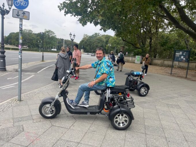 3 Hour Berlin Guided Small Group Fat Tire E-Scooter Tour - Participant Suitability