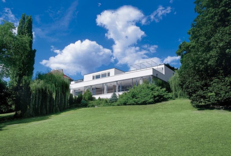 3-Hour Brno Themed Walking Tours - Historic Buildings and Landmarks