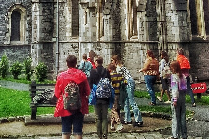 3-Hour Dublin History and Culture Small Group Walking Tour - Personalized Small Group Experience