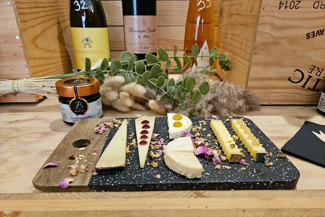 3-Hour Gourmet Tour of the Presqu'île in Lyon - Accessibility and Health Considerations