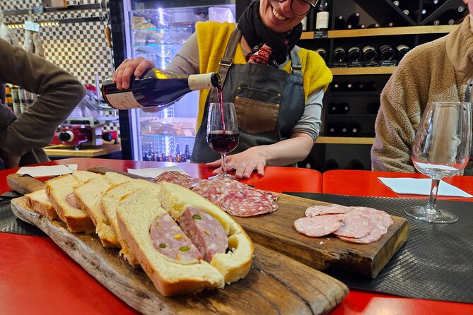 3-Hour Gourmet Tour of the Presqu'île in Lyon - Cancellation and Booking Policy