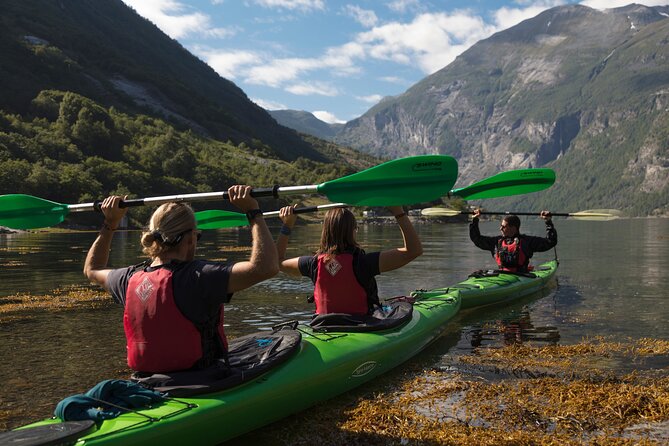 3-Hour Guided Kayak Experience in Geiranger - Key Points