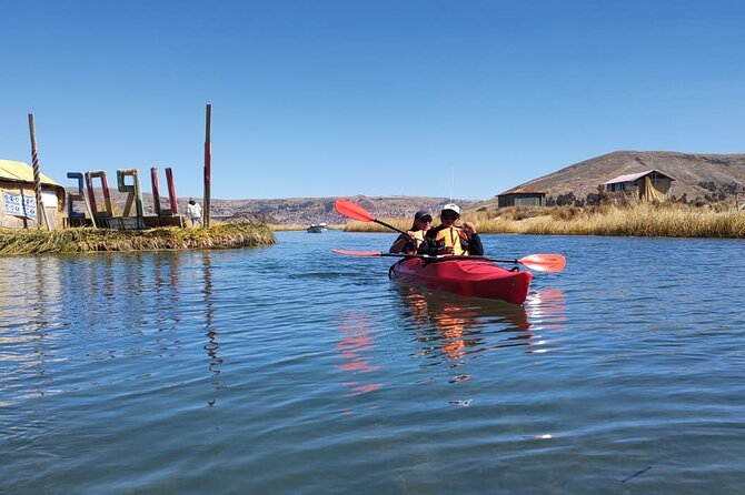 3 Hour Guided Kayaking Tour in Lake Titicaca - Tour Overview