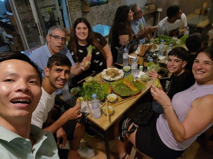 3 Hour Hanoi Foodtour by Walking - Guided Cultural Insights