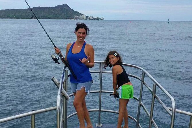 3-Hour Honolulu Bottom Fishing Adventure - Stunning Views of Honolulu