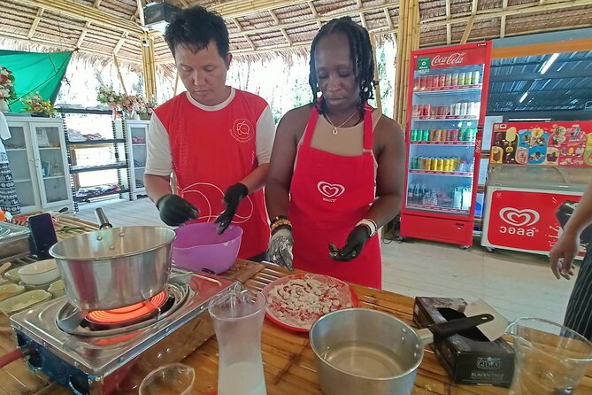 3-Hour Khaolak Cooking Class With Food Market Visit - Accessibility and Transportation