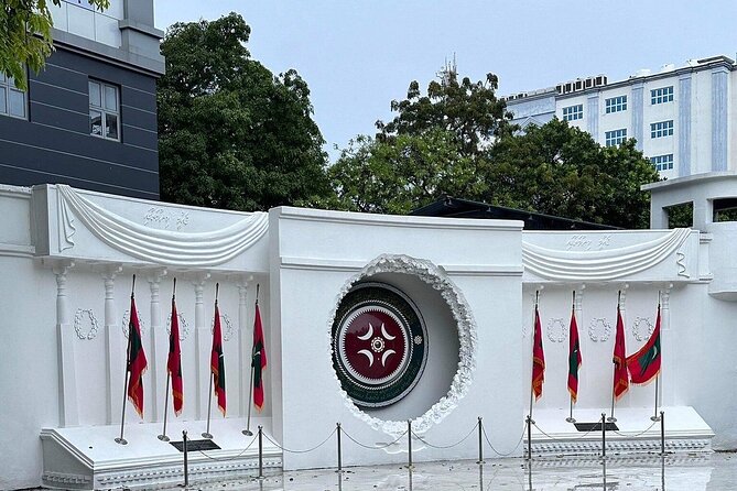 3 Hour Male' City Tour With Local Guide - Operating Hours and Inclusions