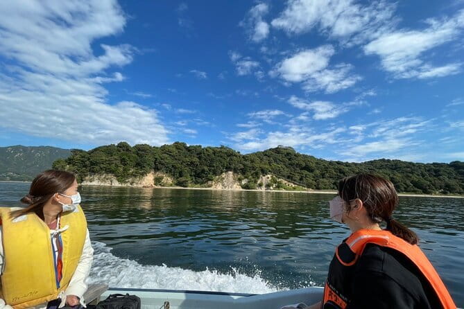 3 Hour Nanaura Tour Around Miyajima With Lunch Box - Inclusions