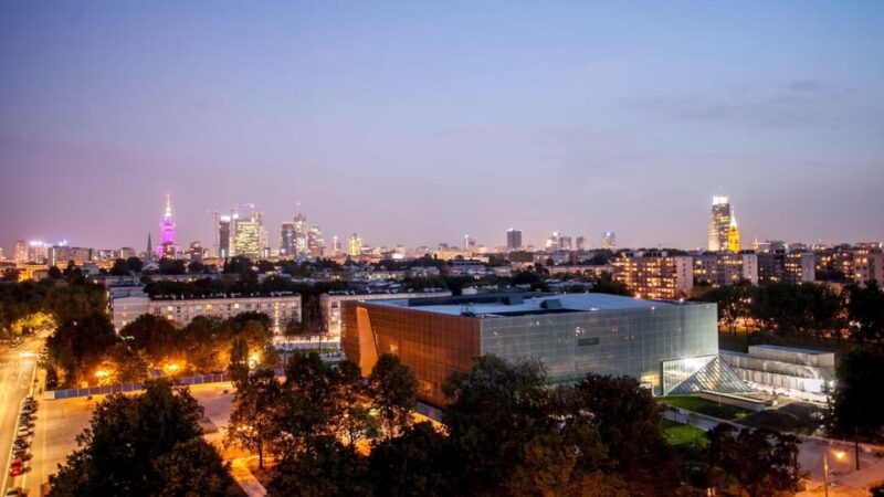 3 Hour: POLIN Museum of the History of Polish Jews Tour - Journey Through History