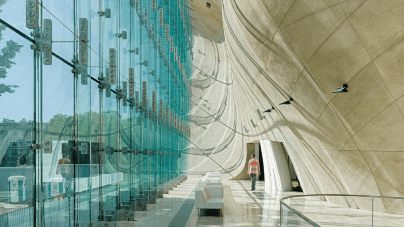 3 Hour: POLIN Museum of the History of Polish Jews Tour - Multimedia Exhibitions