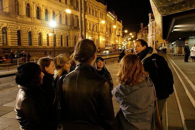3-hour Prague by Night Walking Tour - Tour Duration and Group Size