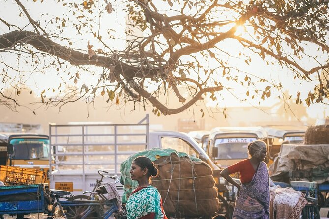 3-Hour Private Guided Tuk-Tuk Tour in Delhi - Explore Iconic Landmarks