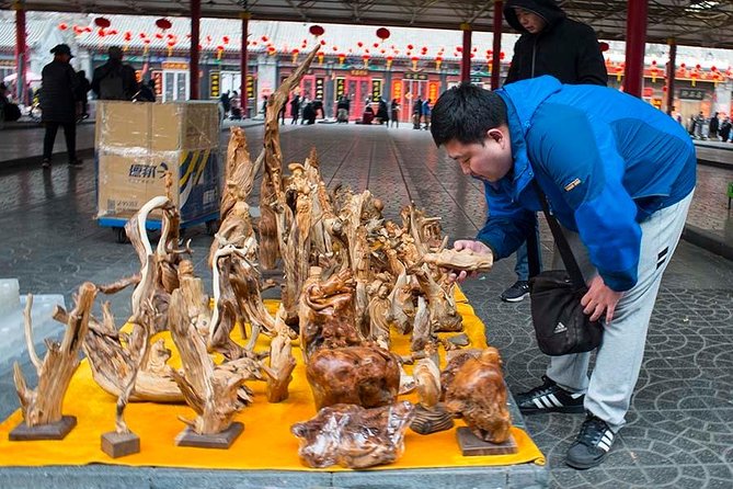 3-Hour Private Shopping Tour at Panjiayuan Market From Beijing - Logistics
