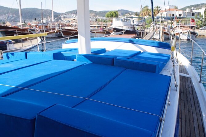 3-Hour Private Sunset Boat Tour With Dinner in Bodrum - Accessibility and Transportation