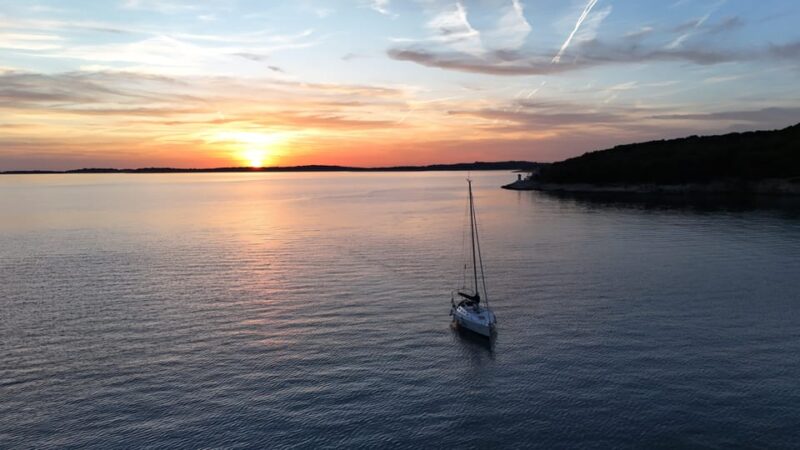 3 Hour Private Sunset Sailing Tour in Pula - Inclusions