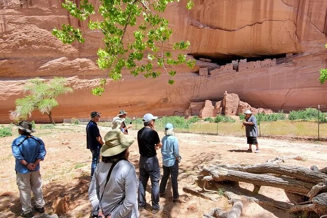 3 Hour Private Tour in Chinle - Knowledgeable and Engaging Guides