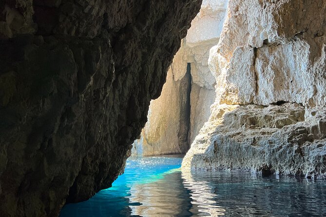 3-Hour Private Tour in Zakynthos, Cameo Island & Keri Caves - Itinerary Highlights